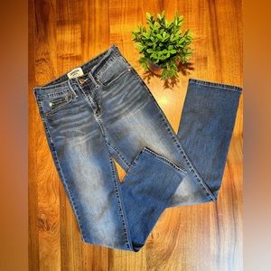 NWOT! LEVI'S Denizen Mid Rise Slim Straight Leg Denim Jeans